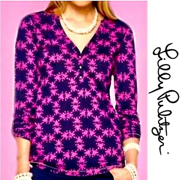 Lilly Pulitzer Silk Elsa Top in Get Hoppy Print navy with pink frogs small - Picture 2 of 11